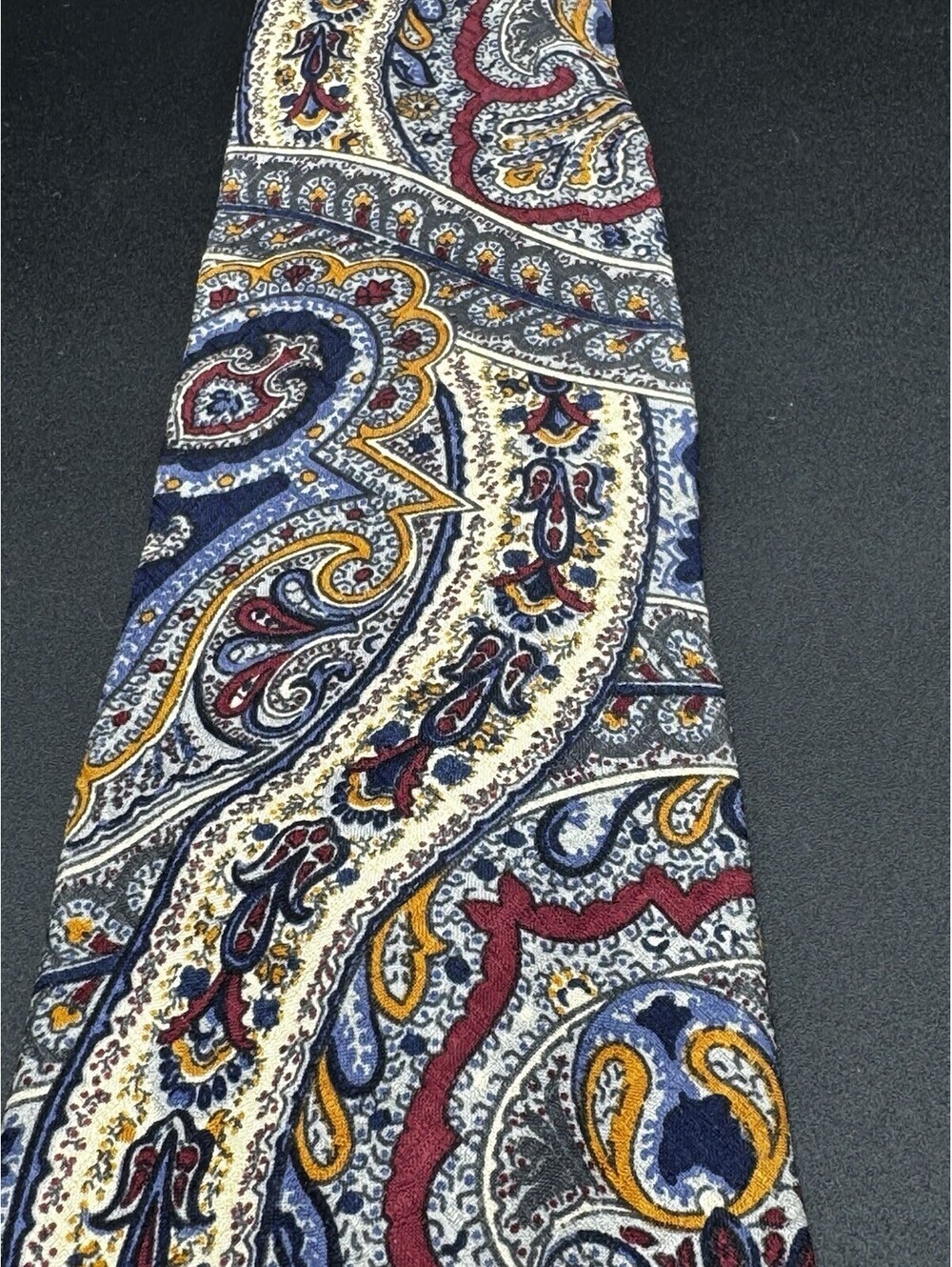 Vintage Burberrys of London Paisley Tie Navy Red Gold 56” x 3.75”